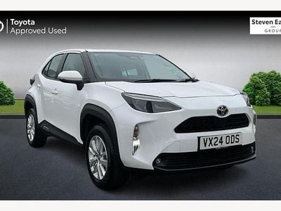 Used 2025 Toyota Yaris Hybrid Estate | £22,250 (Good price)