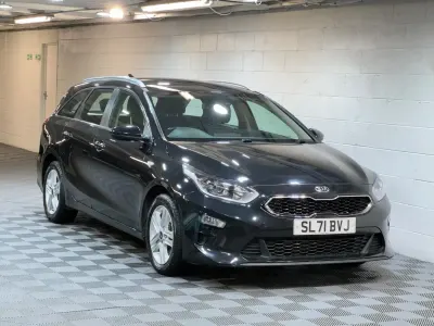 Used Kia Ceed 134 HP (98 kW) 2022 Black Hatchback