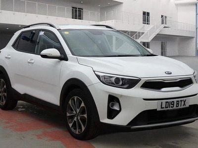 White Used 2019 Kia Stonic SUV | £9,950 (Fair price)