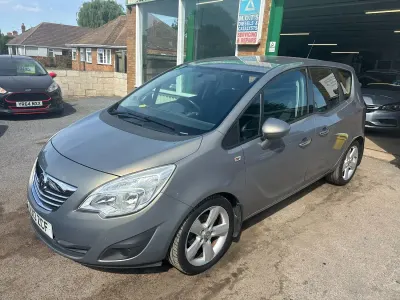 Used Vauxhall Meriva 2013 Brown MPV