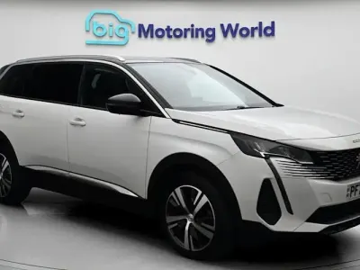 Used Peugeot 5008 Allure+ 131 HP (96 kW) 2023 White SUV