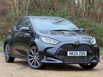Eclipse black Used 2025 Toyota Yaris Hybrid Sport Hatchback | £25,113 (Good price)
