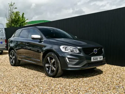 Used Volvo XC60 R-Design 190 HP (139 kW) 2016 Grey SUV