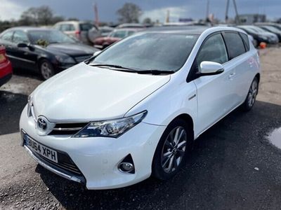 used Toyota Auris Hybrid 