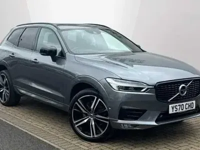 Usado Volvo XC60 R-Design Pro 247 HP (181 kW) 2021 SUV