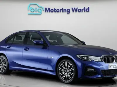 Usado BMW 330e M Sport 292 HP (214 kW) 2022 Azul Sedan