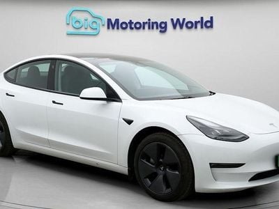 White Used 2022 Tesla Model 3 Long Range AWD Sedan | £19,300 (Fair price)