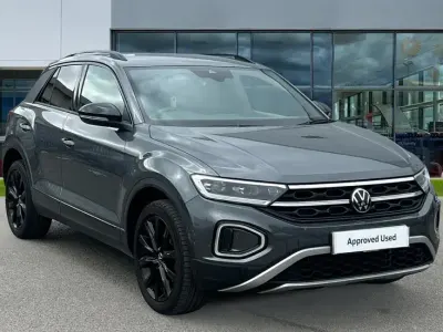 Used VW T-Roc Style 150 HP (110 kW) 2023 Indium grey metallic SUV