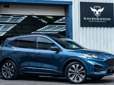 Używany Ford Kuga ST-Line X 225 KM (165 kW) 2022 Niebieski SUV