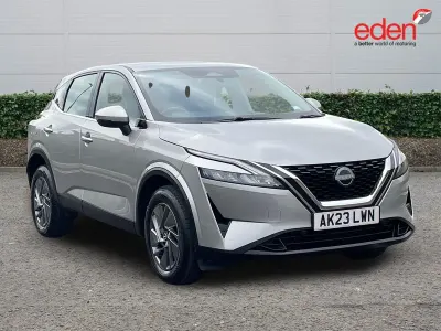 Used Nissan Qashqai Acenta Premium 140 HP (102 kW) 2023 Silver SUV