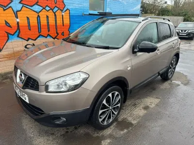 Used Nissan Qashqai 360º 117 HP (86 kW) 2013 Beige SUV