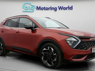 Used Kia Sportage GT-Line 114 HP (83 kW) 2022 Red SUV
