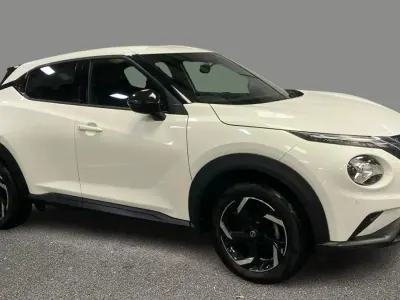 Usado Nissan Juke N-Connecta 114 HP (83 kW) 2024 Branco SUV