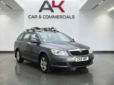 Used Skoda Octavia SE 102 HP (75 kW) 2011 Grey Estate