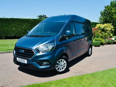 Used Ford Transit Custom Limited 170 HP (125 kW) 2023 Blue Van
