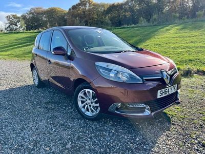 Used Renault Scénic III Dynamique 2014 Red MPV