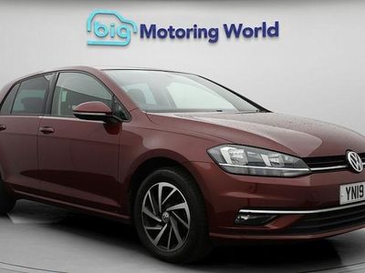 Used VW Golf VII Match 116 HP (85 kW) 2019 Red Hatchback