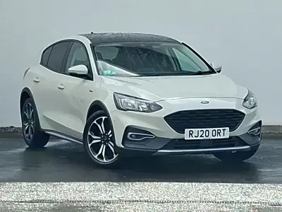 Używany Ford Focus Active X 125 KM (91 kW) 2020 Biały Hatchback