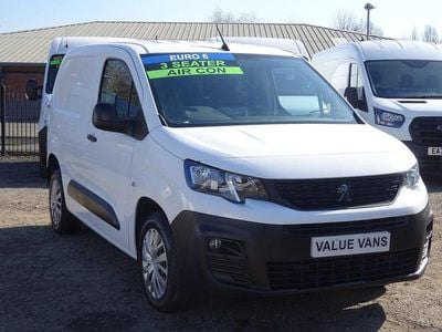 Used Peugeot Partner 2021 White MPV