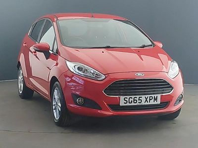 Używany Ford Fiesta Zetec 80 KM (58 kW) 2015 Czerwony Hatchback