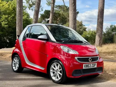 Used Smart ForTwo Cabrio Passion 71 HP (52 kW) 2014 Red Cabriolet
