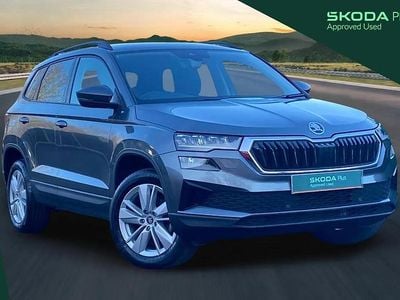 Graphite grey metallic Used 2025 Skoda Karoq SE SUV | £21,590 (Good price)
