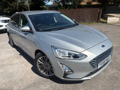 Begagnad Ford Focus Titanium X 125 HK (91 kW) 2019 Silver Halvkombi