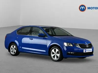 Used Skoda Octavia SE Technology 116 HP (85 kW) 2019 Blue Hatchback