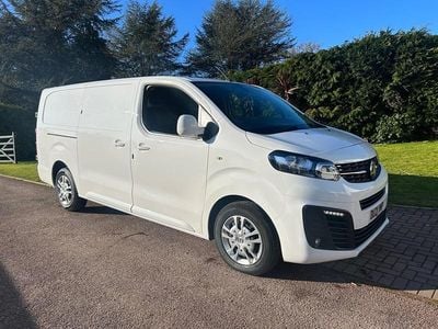 Used Vauxhall Vivaro drive 120 HP (88 kW) 2021 White MPV