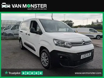 Used Citroën Berlingo 100 HP (73 kW) 2021 White MPV