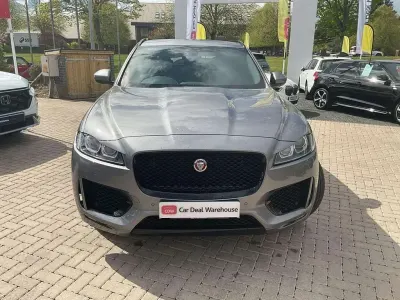 Usado Jaguar F-Pace Chequered Flag 177 HP (130 kW) 2021 Cinzento SUV