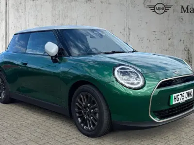 Used Mini Cooper Hatch 133 kW (181 HP) 2026 Green Hatchback