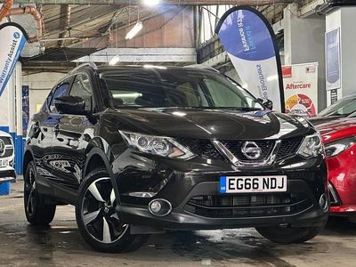 Used Nissan Qashqai N-Connecta 115 HP (84 kW) 2016 Black SUV