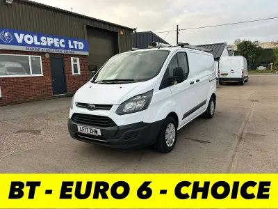 Used Ford Transit Custom 105 HP (77 kW) 2017 White Van