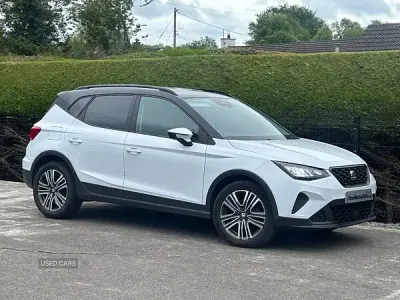 Used Seat Arona SE Technology 2023 White SUV