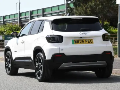 Novo Jeep Avenger EV Summit 113 kW (154 HP) 2025 Branco SUV