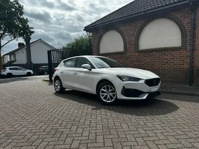 Used Seat Leon SE 2024 White Hatchback