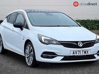 Used Vauxhall Astra Edition 145 HP (106 kW) 2021 White Hatchback