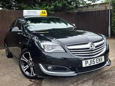 Used Vauxhall Insignia Edition 140 HP (102 kW) 2015 Black Hatchback
