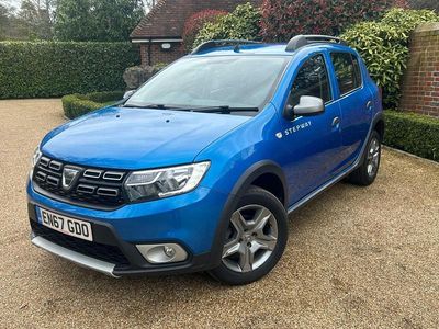 Used Dacia Sandero Lauréate 90 HP (66 kW) 2018 Blue Hatchback