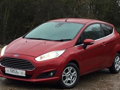 Red Used 2015 Ford Fiesta Zetec Hatchback | £3,999 (Fair price)
