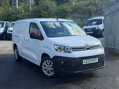 Used Citroën Berlingo 100 HP (73 kW) 2023 White MPV