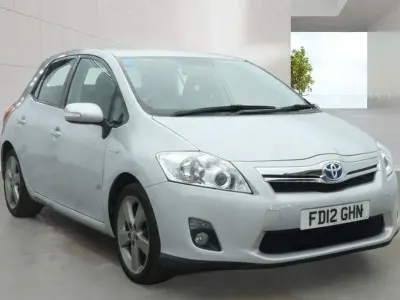 Used Toyota Auris Hybrid