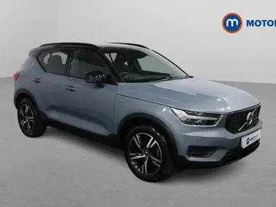 Begagnad Volvo XC40 R-Design 163 HK (119 kW) 2021 Grå SUV
