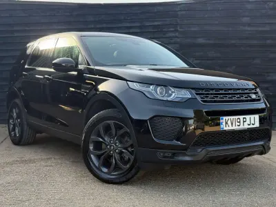 Begagnad Land Rover Discovery Sport Landmark 180 HK (132 kW) 2019 Svart SUV