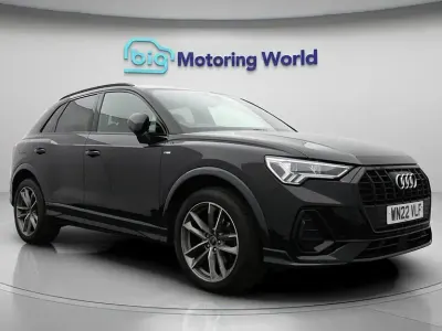 Second-hand Audi Q3 Black Edition 150 CP (110 kW) 2022 Negru SUV