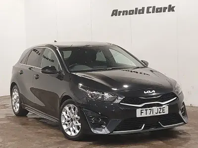 Begagnad Kia Ceed GT-Line 158 HK (116 kW) 2022 Svart Halvkombi