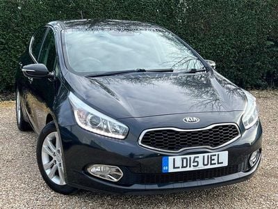 Used Kia Ceed 133 HP (97 kW) 2015 Black Hatchback