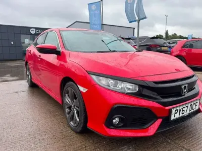 Used Honda Civic SR 129 HP (94 kW) 2017 Red Hatchback
