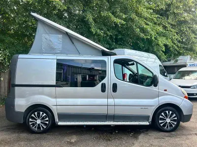 Used Renault Trafic 2005 Silver MPV